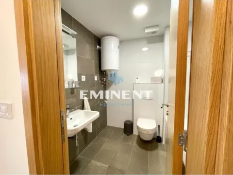 Izdavanje, dvosoban stan, 43m², Zemun Gornji Grad, Zemun Sve Podlokacije - image 9