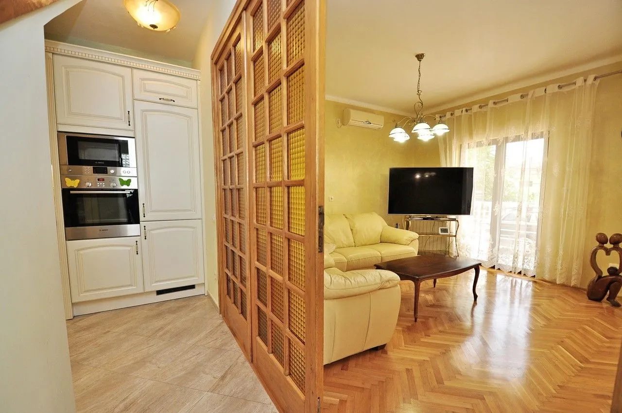 Prodaja, kuća, 222m², Donja Lastva, Tivat