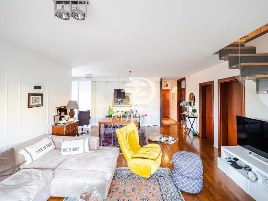 Sale, four bedroom apartment, 124m², Savski Venac, Beograd