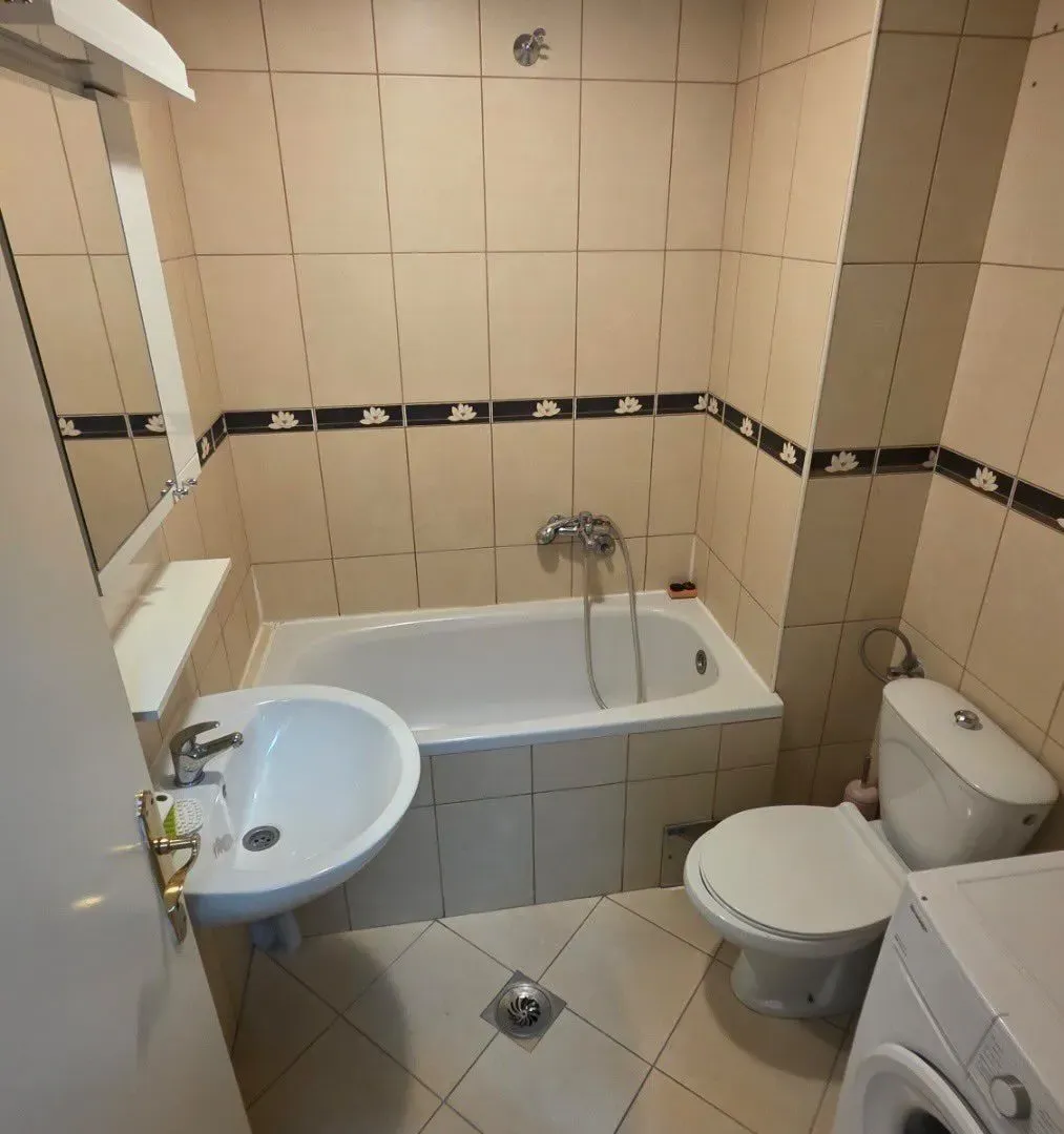 Izdavanje, jednosoban stan, 380m², Stari Aerodrom, Podgorica