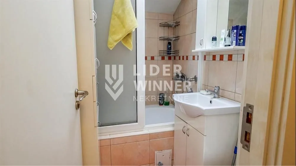 Sale, two bedroom apartment, 40m², Južni Bulevar, Vračar Sve Podlokacije