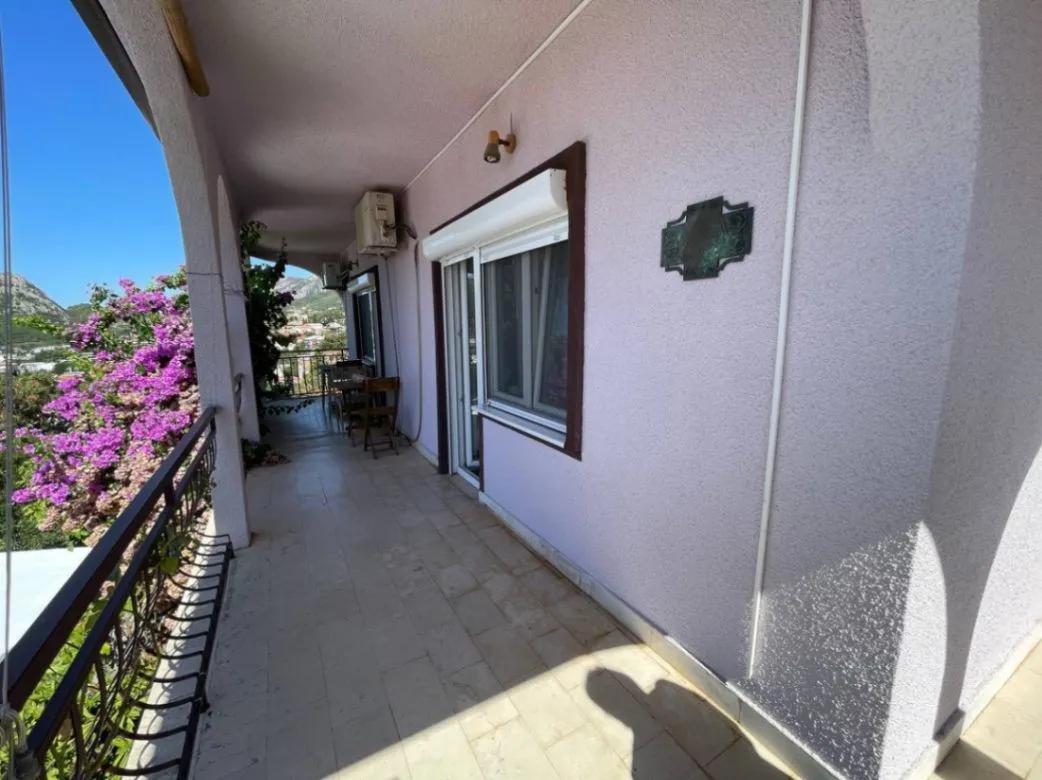 Sale, house, 205m², Sutomore, Bar