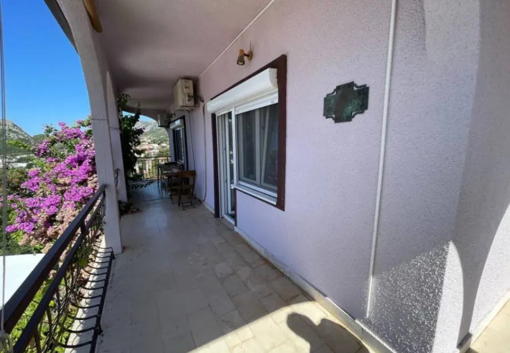 Sale, house, 205m², Sutomore, Bar