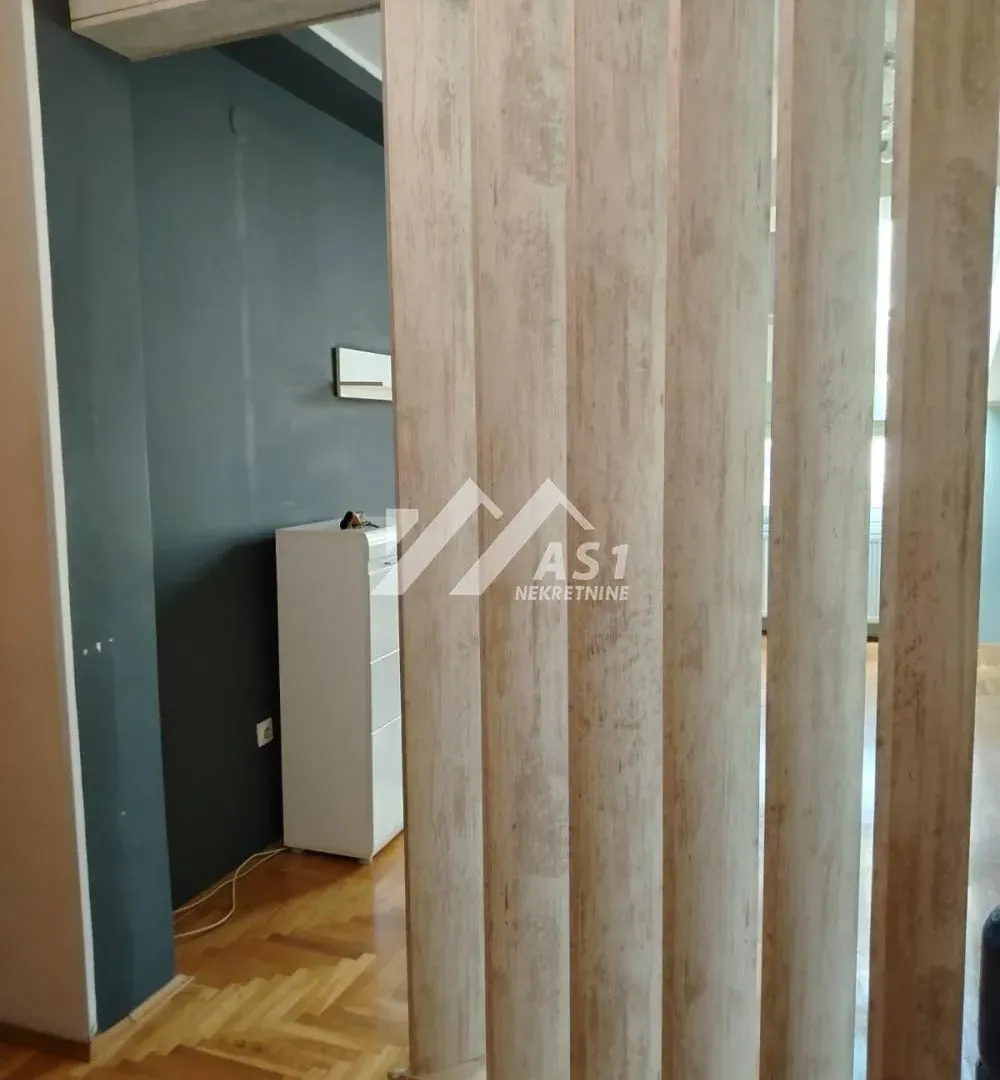 Prodaja, trosoban stan, 68m², Detelinara, Novi Sad Sve Podlokacije