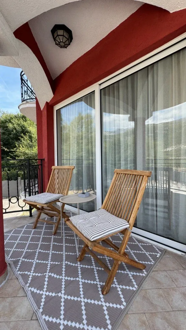 Prodaja, dvosoban stan, 54m², Kotor, Crna Gora