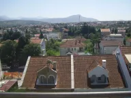 Izdavanje, dvosoban stan, 125m², Gorica C, Podgorica - image 23