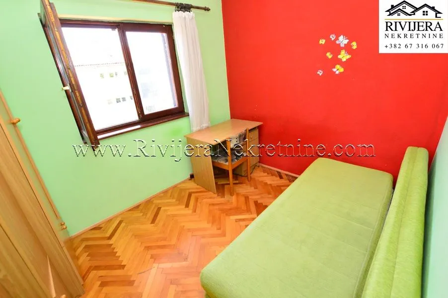 Prodaja, trosoban stan, 95m², Centar, Herceg Novi
