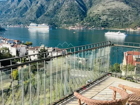 Prodaja, stan, 120m², Kotor, Crna Gora - image 2