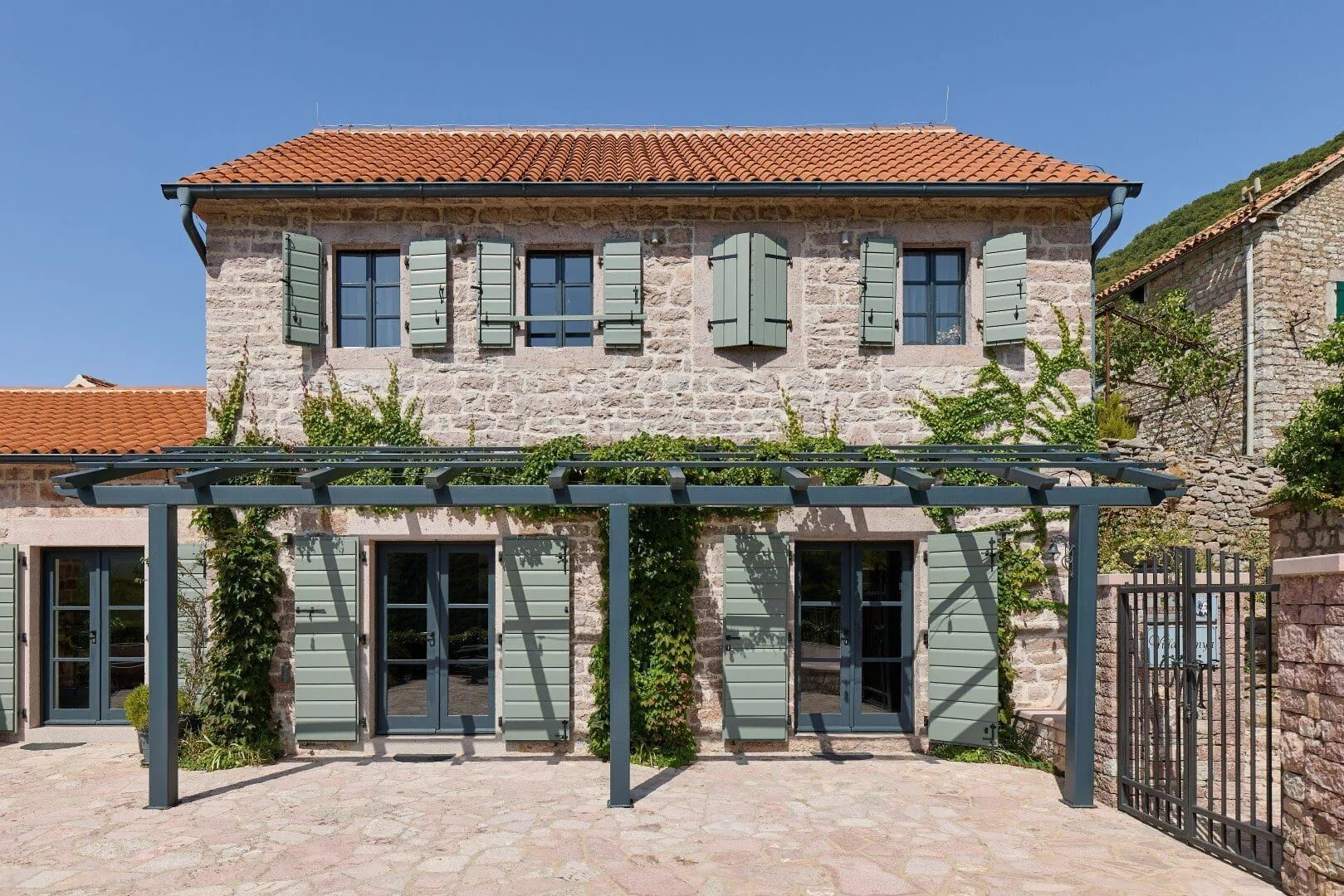 Sale, house, 293m², Kotor, Crna Gora