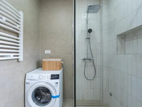 Rent, three bedroom apartment, 100m², Dalmatinska ulica, Podgorica - image 6