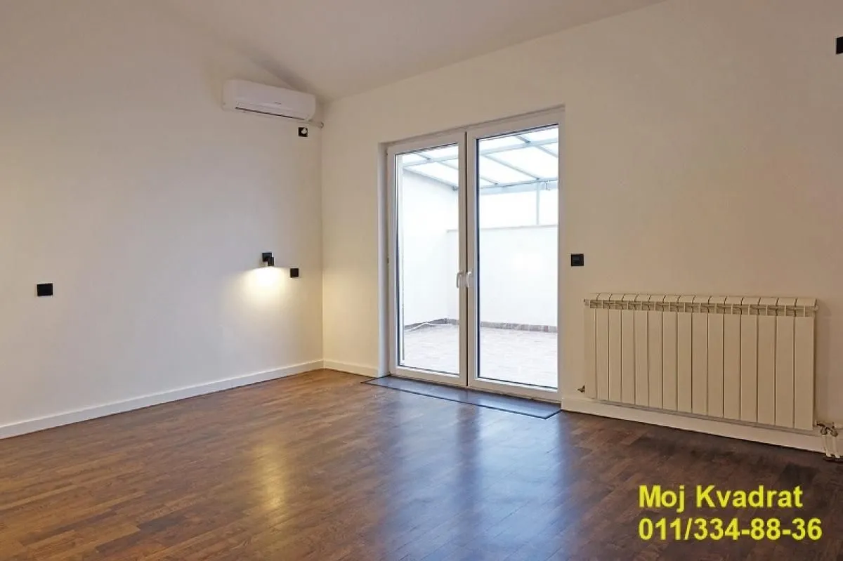 Prodaja, trosoban stan, 172m², Voždovac Sve Podlokacije, Beograd