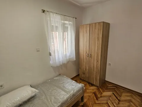 Izdavanje, dvosoban stan, 68m², Dalmatinska ulica, Podgorica - image 10