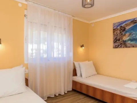 Izdavanje, stan, 65m², Sutomore, Bar - image 6