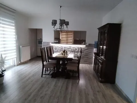 Prodaja, kuća, 194m², Ledine, Beograd - image 9