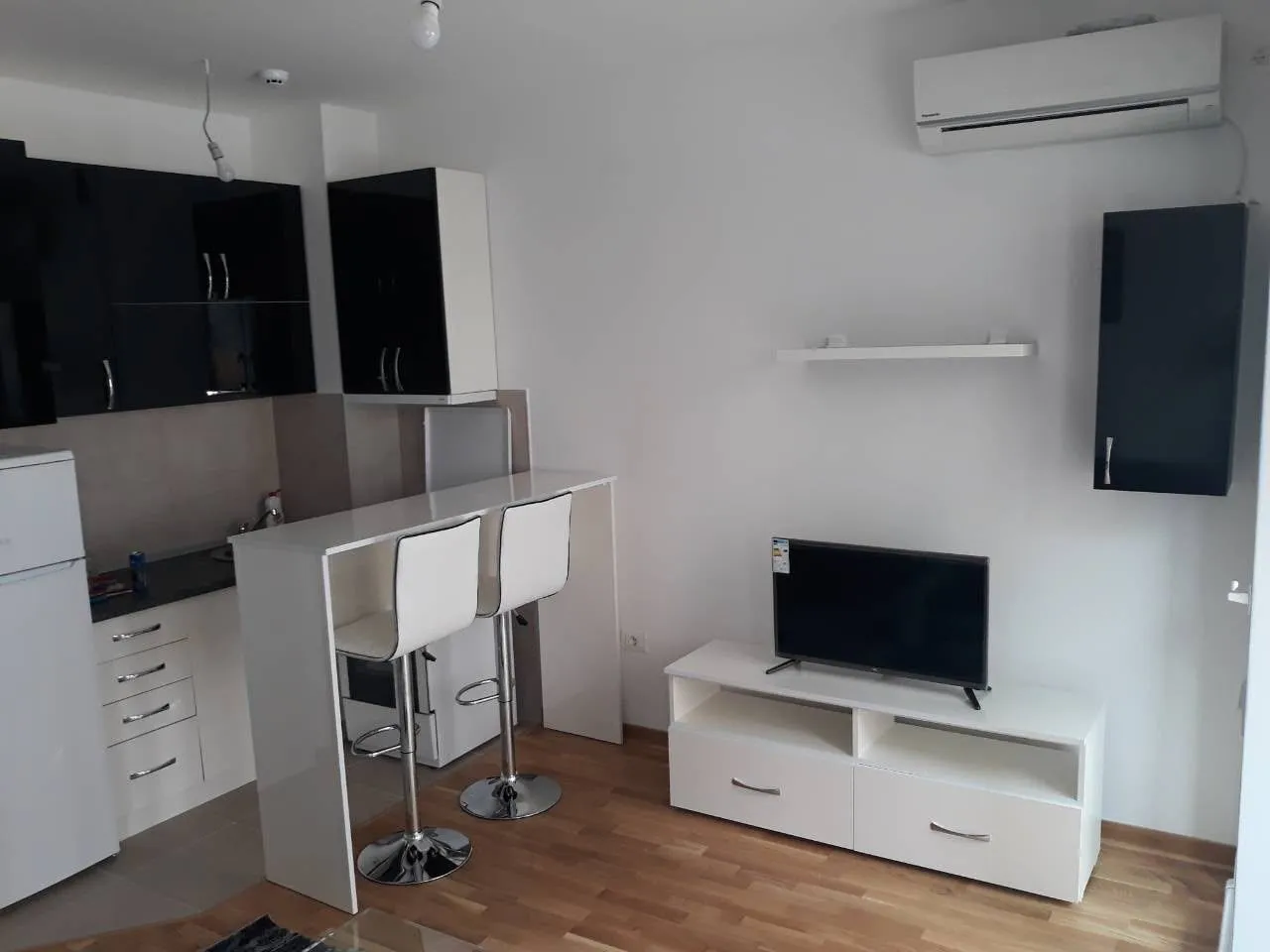 Rent, studio apartment, 27m², Zagorič, Podgorica