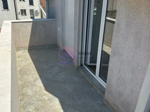 Rent, two bedroom apartment, 72m², Momišići, Podgorica - image 16