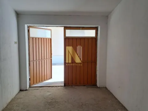 Rent, parking/garage, 11m², Socijalno, Novi Sad Sve Podlokacije - image 1