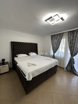 Izdavanje, stan, 200m², Gornja Gorica, Podgorica - image 5