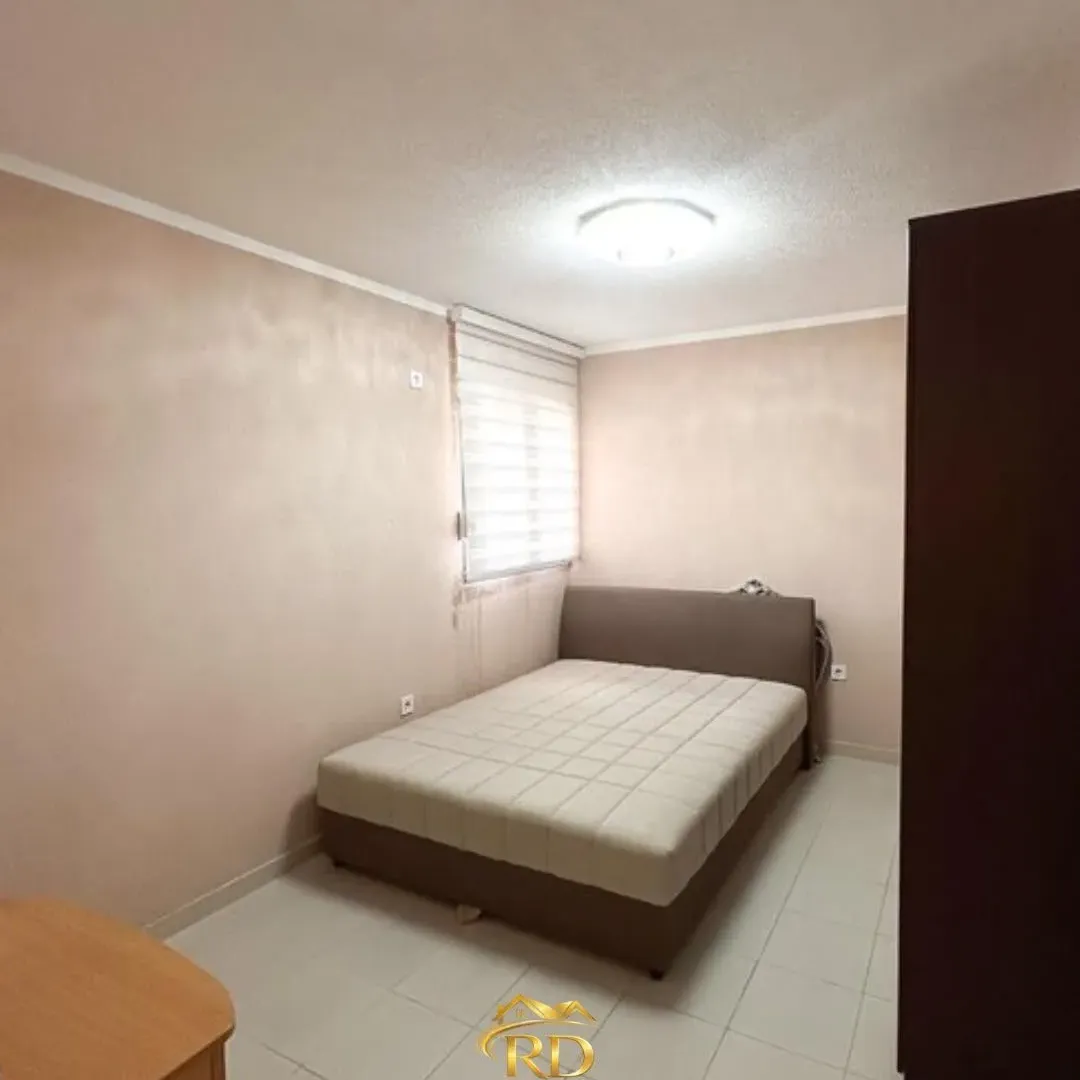 Izdavanje, trosoban stan, 125m², Momišići, Podgorica