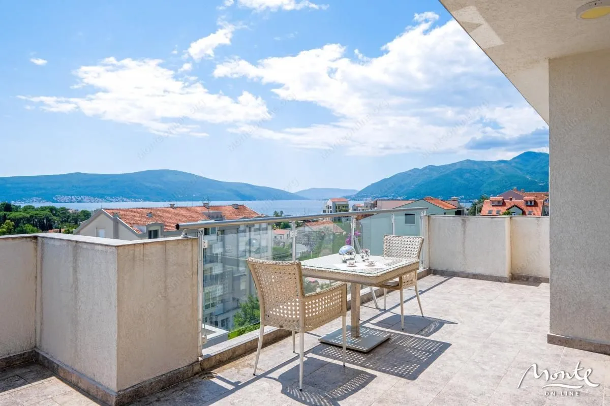 Sale, three bedroom apartment, 116m², Tivat, Crna Gora