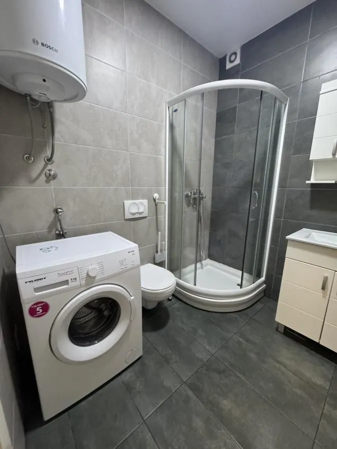 Izdavanje, jednosoban stan, 42m², Podbara, Novi Sad Sve Podlokacije