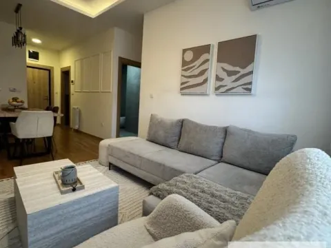 Prodaja, trosoban stan, 69m², Stari Banovci, Stara Pazova - image 1