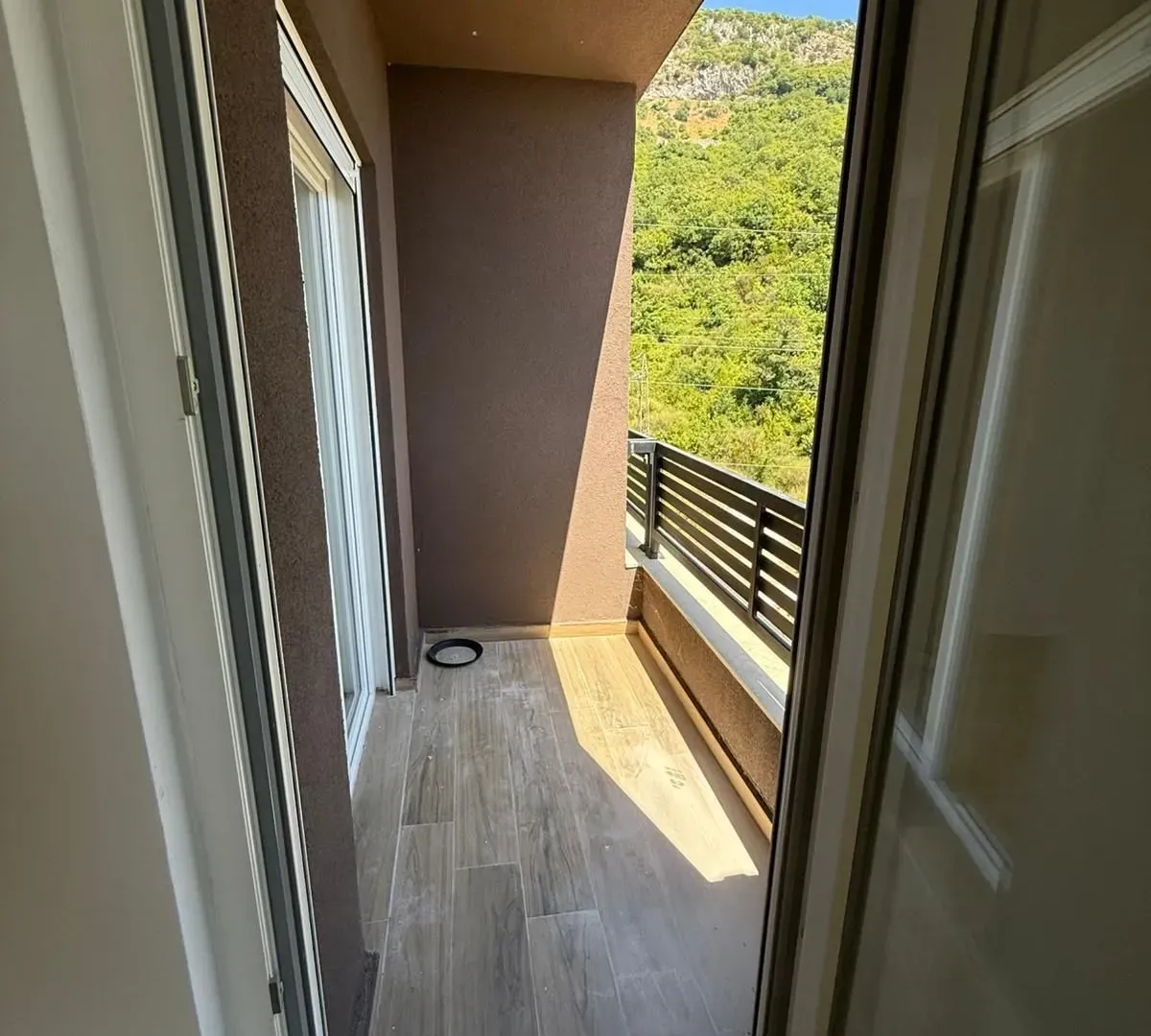 Sale, one bedroom apartment, 46m², Lazi, Budva