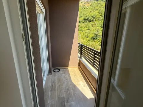 Sale, one bedroom apartment, 46m², Lazi, Budva - image 5