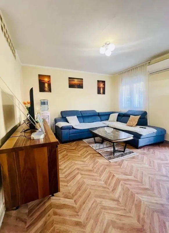 Sale, one bedroom apartment, 60m², Sutomore, Bar