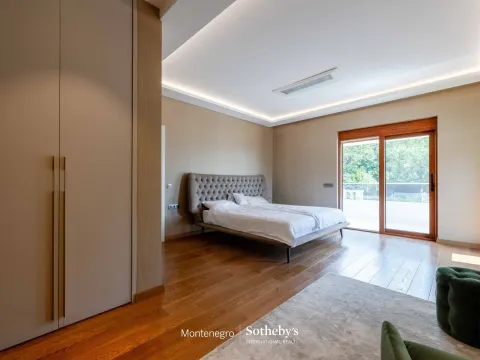 Prodaja, kuća, 261m², Rijeka Reževići, Budva - image 22