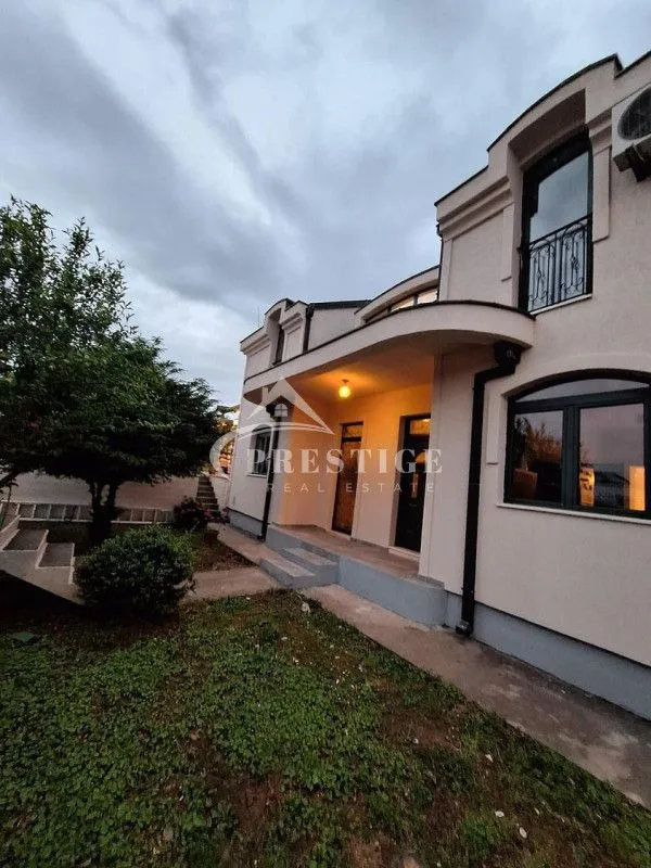 Rent, house, 280m², Zabjelo, Podgorica