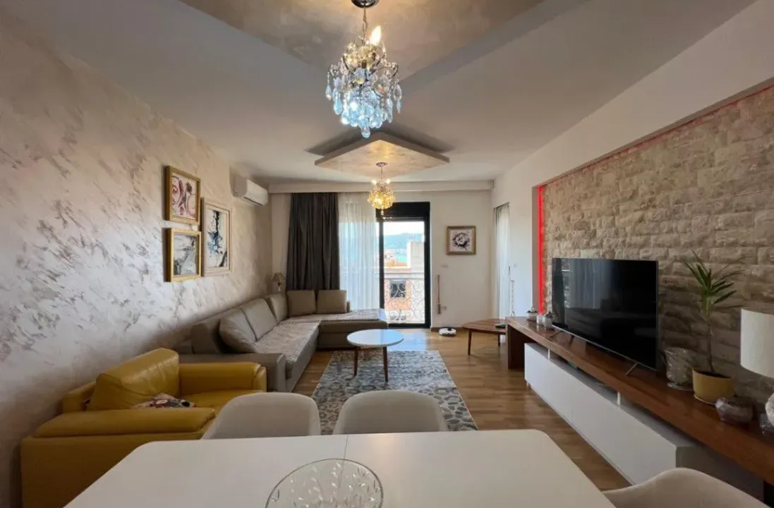 Rent, two bedroom apartment, 57m², Seljanovo, Tivat