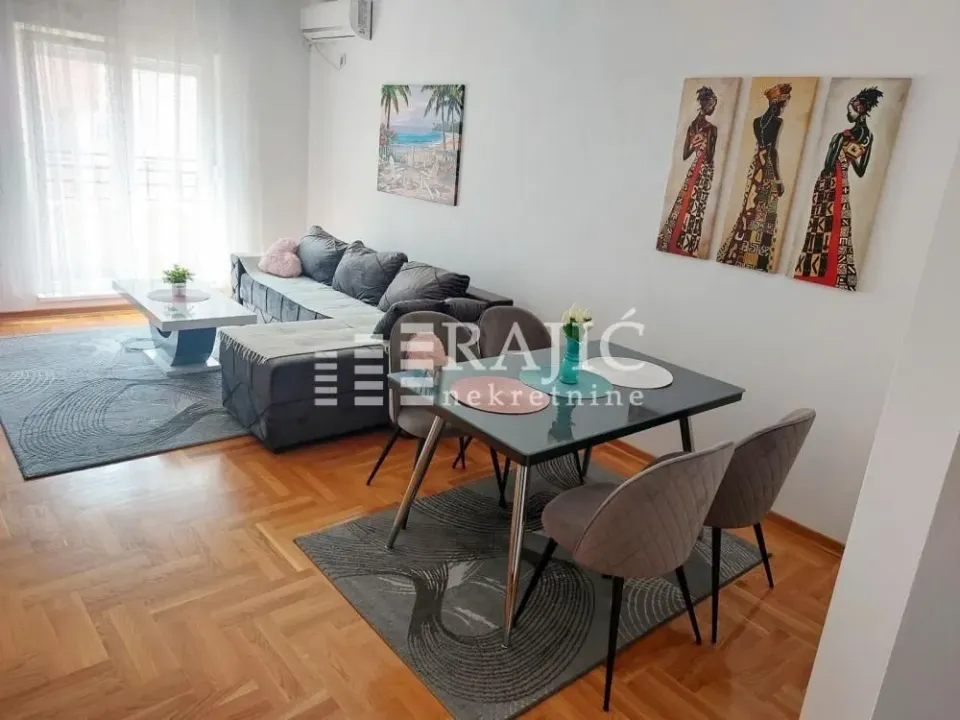Rent, two bedroom apartment, 51m², Đeram Pijaca, Beograd
