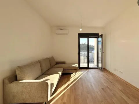 Prodaja, jednosoban stan, 40m², Zabjelo, Podgorica - image 1