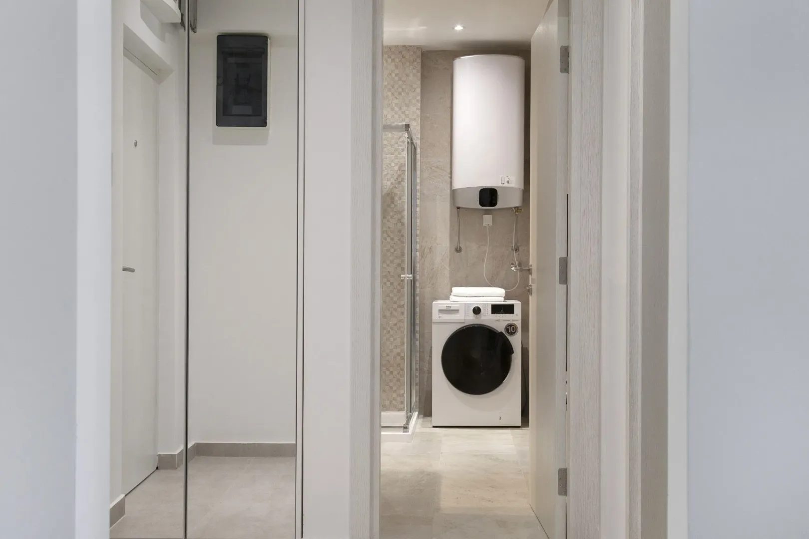 Prodaja, dvosoban stan, 64m², Kotor, Crna Gora