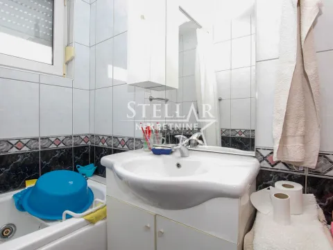 Rent, two bedroom apartment, 80m², Stari Aerodrom, Podgorica - image 15
