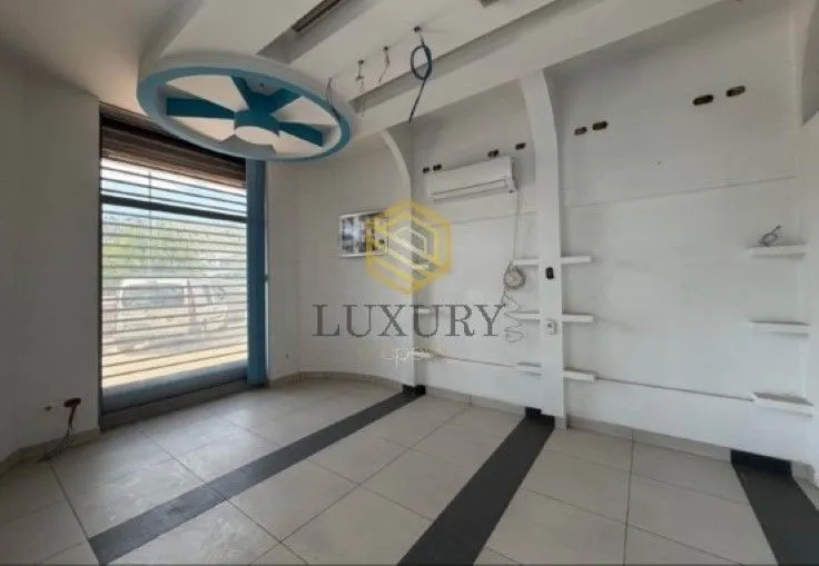Rent, office space, 91m², Vezirov Most, Podgorica