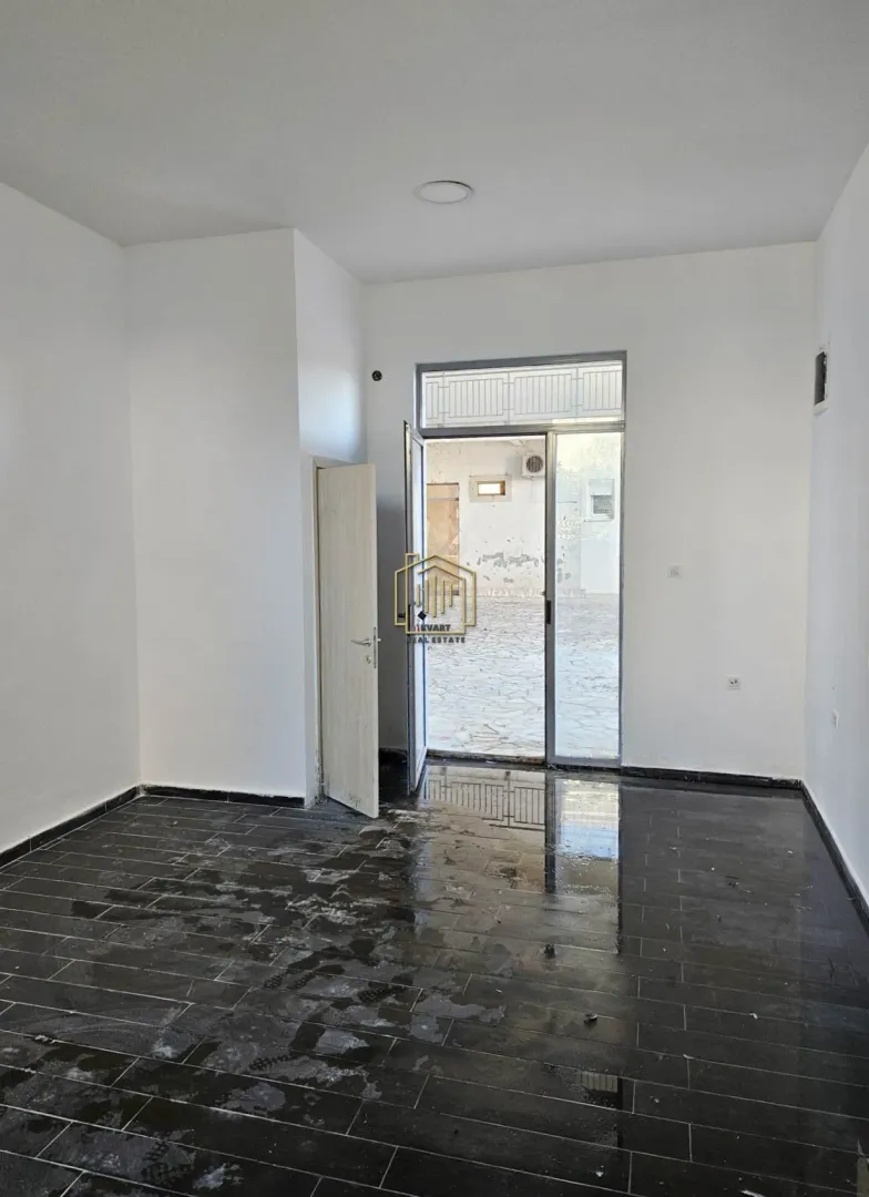Sale, office space, 26m², Drač, Podgorica
