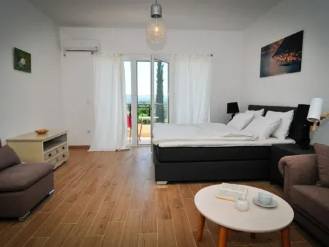 Rent, two bedroom apartment, 95m², Gradiošnica, Tivat - image 8