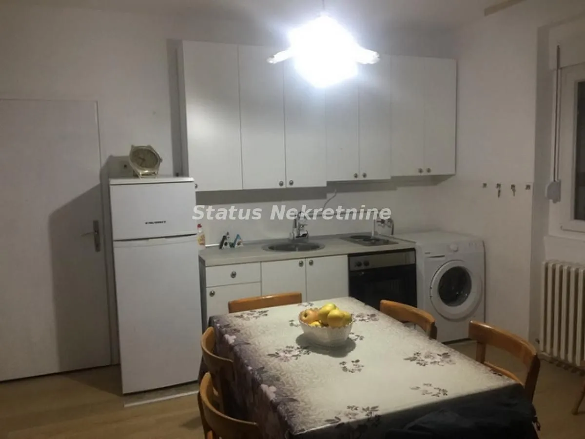 Izdavanje, četvorosoban stan, 89m², Futog, Novi Sad Sve Podlokacije