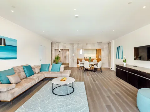 Sale, two bedroom apartment, 195m², Tivat, Crna Gora - image 5