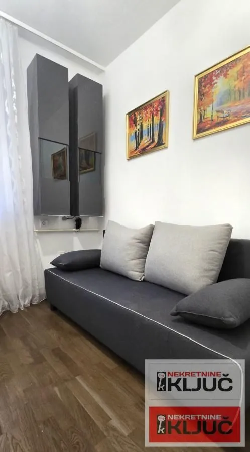 Izdavanje, dvosoban stan, 56m², Bulevar Oslobodjenja, Novi Sad Sve Podlokacije