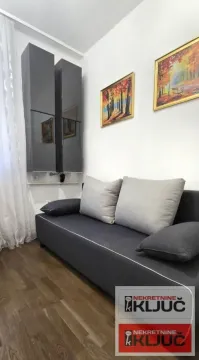 Izdavanje, dvosoban stan, 56m², Bulevar Oslobodjenja, Novi Sad Sve Podlokacije - image 16