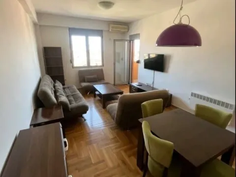 Izdavanje, jednosoban stan, 51m², Stari Aerodrom, Podgorica - image 2