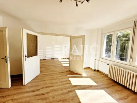 Rent, two bedroom apartment, 50m², Vračar Hram, Vračar Sve Podlokacije - image 5