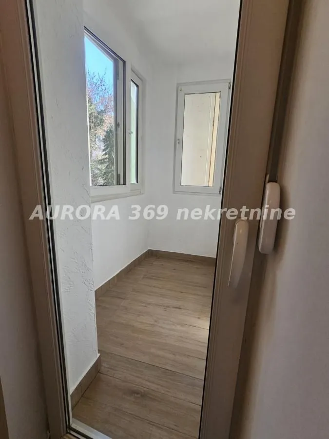 Prodaja, jednosoban stan, 21m², Stari grad, Novi Sad