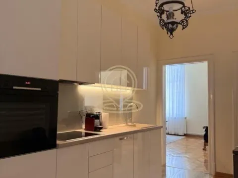 Rent, two bedroom apartment, 61m², Stari Grad, Beograd - image 1