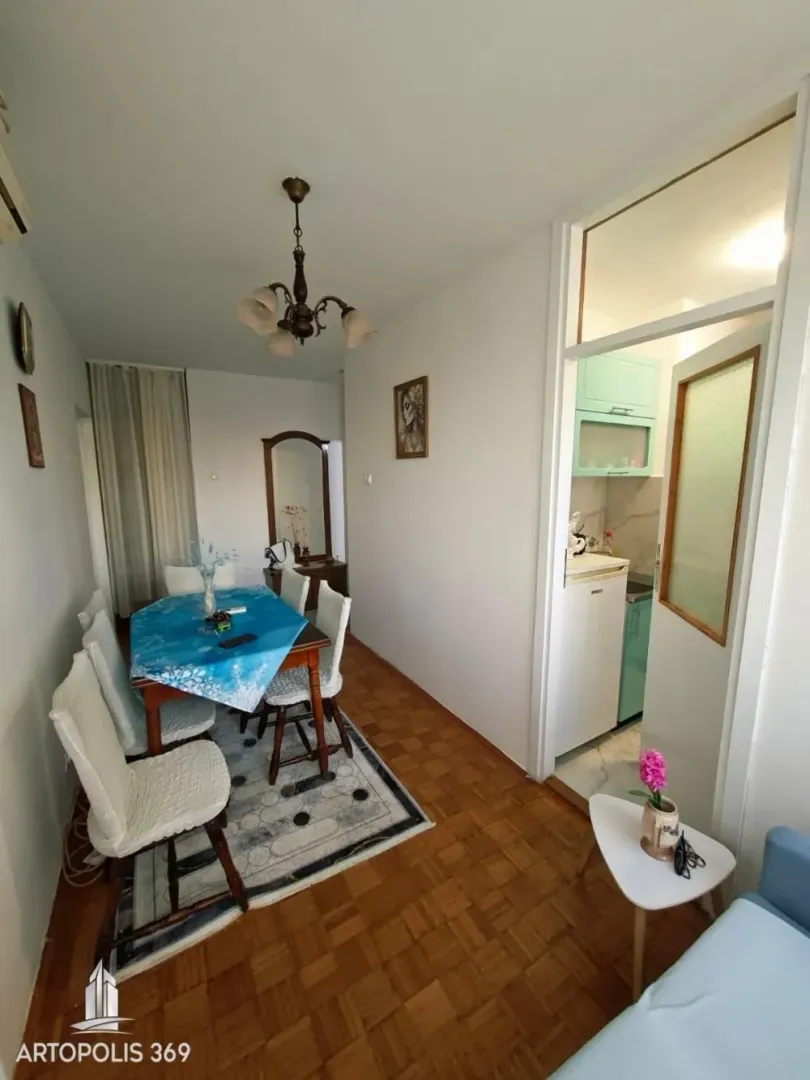 Izdavanje, dvosoban stan, 55m², Brace Jerković, Voždovac Sve Podlokacije