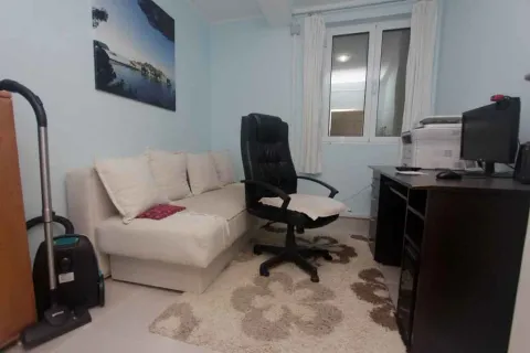 Prodaja, ugostiteljski objekat, 1173m², Bečići, Budva - image 18