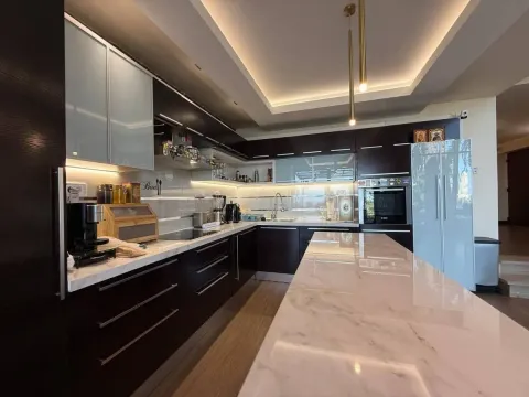 Prodaja, kuća, 318m², Petrovaradin, Novi Sad - image 16